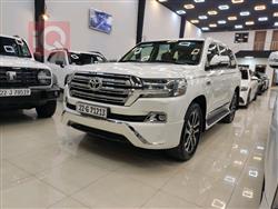 تۆیۆتا لاند کروزەر